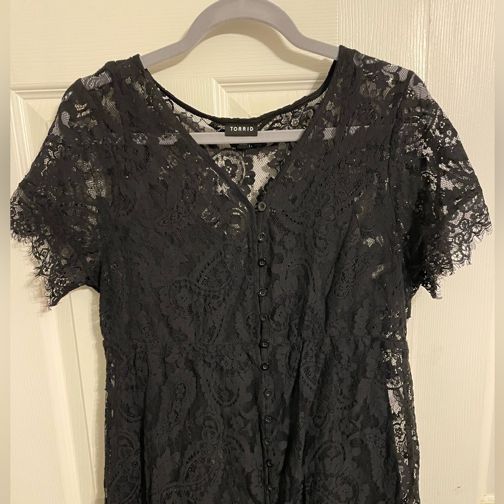 Torrid Maxi Lace Dress Button Front A-Line Sz 00 (M) Black Witchy Dark Goth Long - Picture 3 of 9